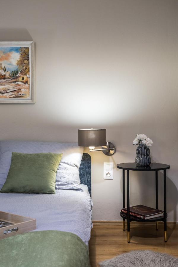 ヴィッラーニ Kikerics Vendeghaz Bed & Breakfast エクステリア 写真